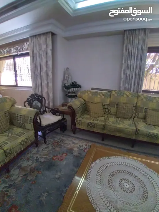 فيلا للبيع في الصويفية - REF : 12169