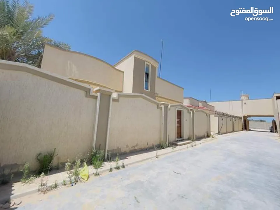 7 منازل للبيع مصراتة منطقة هبارة بالقرب من جزيرة سكيرات