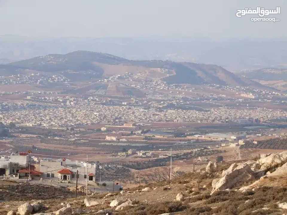 بيت للبيع في مخيم اربد