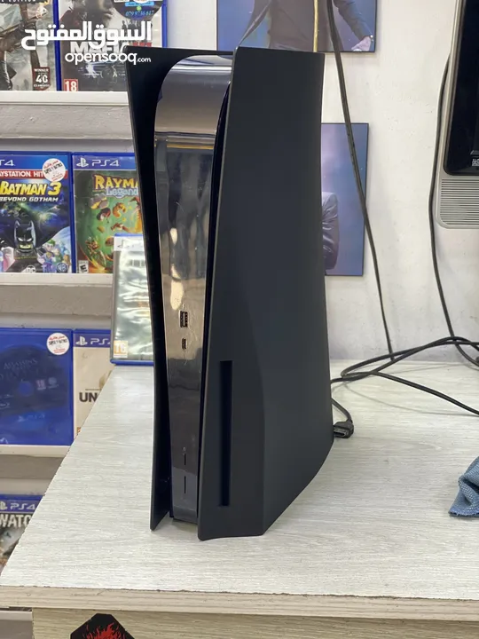 للبيع بلايستيشن 5 بحال الوكالة PlayStation 5