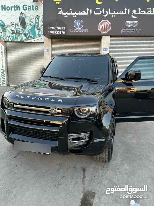 ديفندر P400 X Dynamic