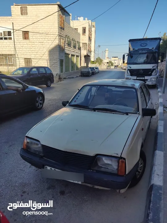 سيارة اوبل اسكونا