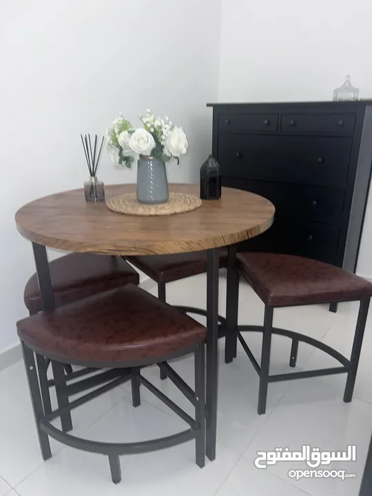 Dining set with 4 high chairs