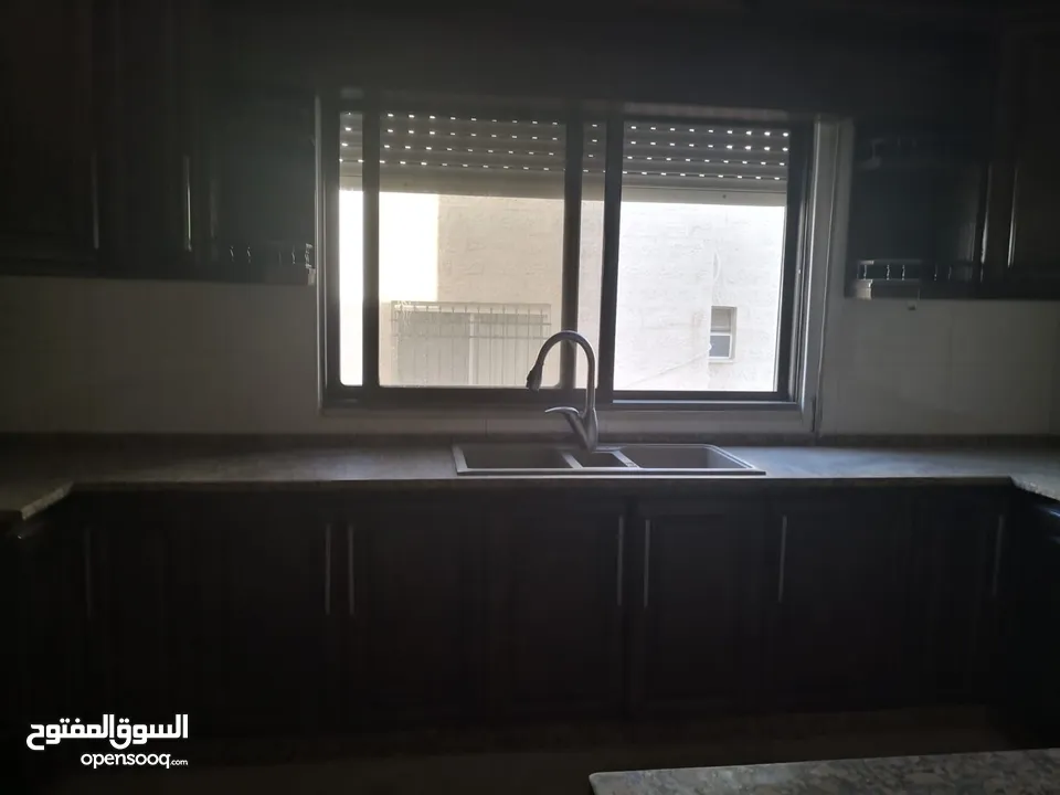 شقة للايجار  ضاحية الامام الغزالي بجانب مدرسه بناة الغد