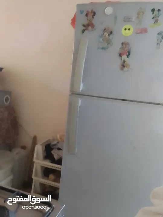ثلاجة للبيع مستعمله للبيع بحاله جيده جدا