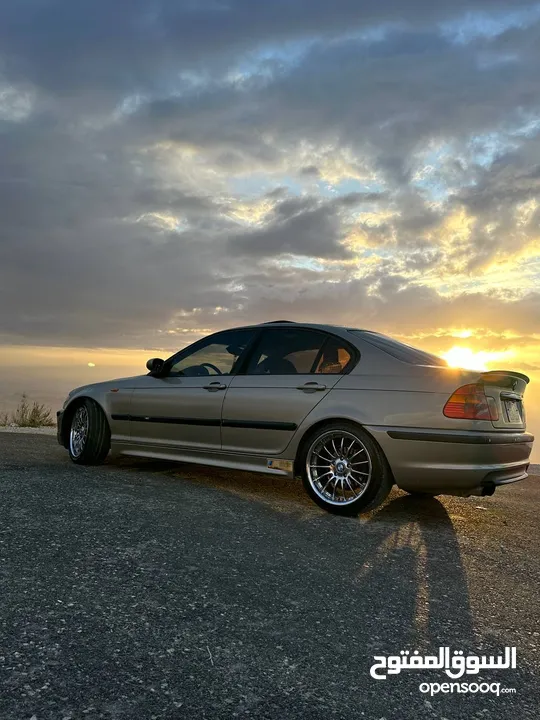 للبيع او اقساط عن طريق بنك العربي الاسلامي BMW E46/ موديل 2000