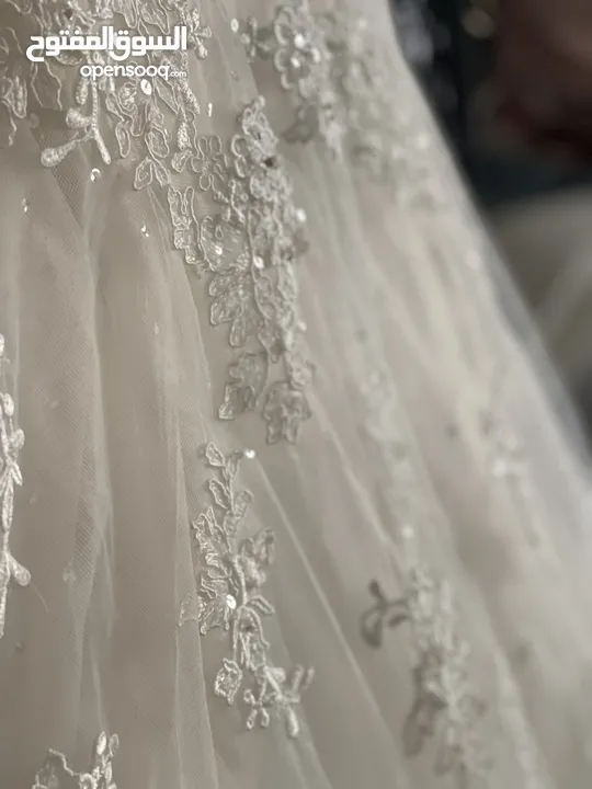 بدلة عرس فخمة من the wedding shop