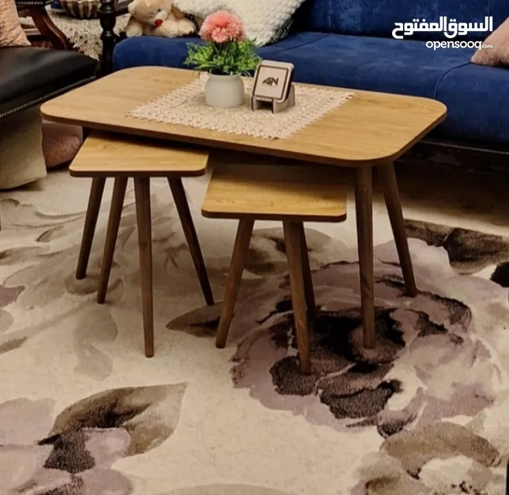 طاولات 4 قطع للبيع