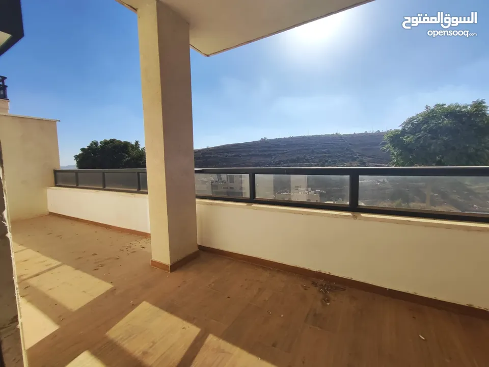 شقة قيد الفرش للإيجار – عين منجد / شارع إسكان المهندسين