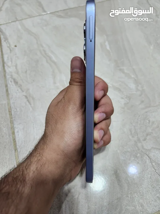 Honor X8b 512/8 بحالة ممتازة مع الكرتونة  وكامل أغراضه وعدة كفرات ولزقة حماية أصلية ضد الكسر