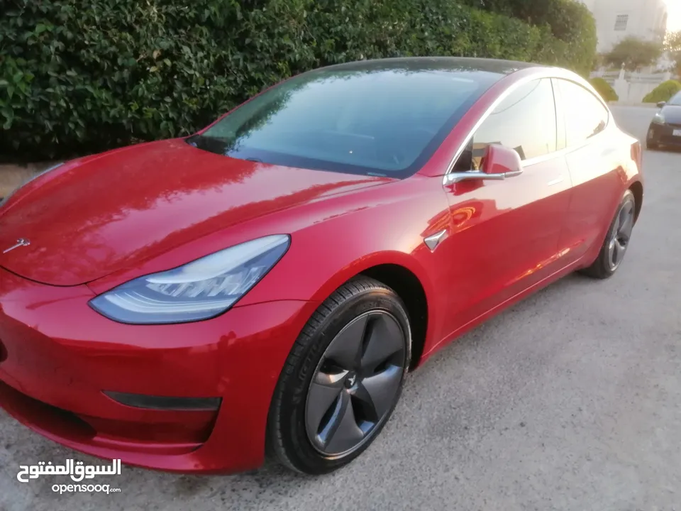 Tesla 3 2020