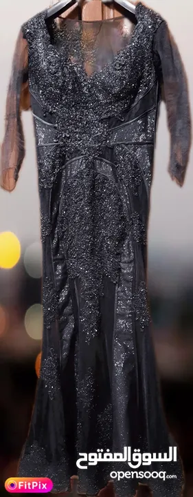 فستان سهرة لون اسود للايجار شك كامل .. فستان سهره طويل لون اسود امريكي DAM haute couture سايز 14 ..