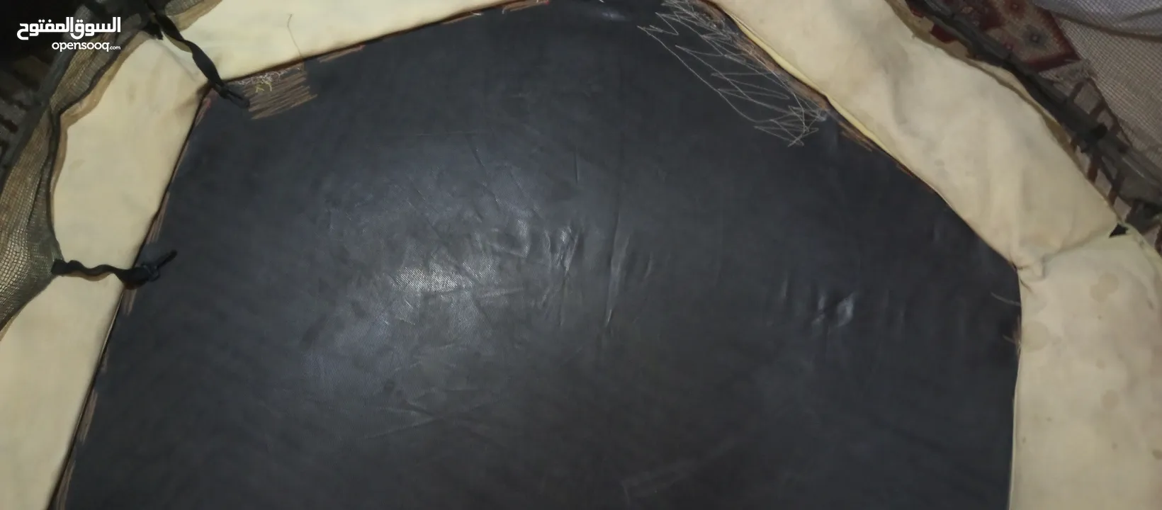 (ترامبولين مستعمل بحاله الوكاله عرضها 1,80 حجم كبير للبيع بسعر مغري جدا جدا) التواصل على الواتس
