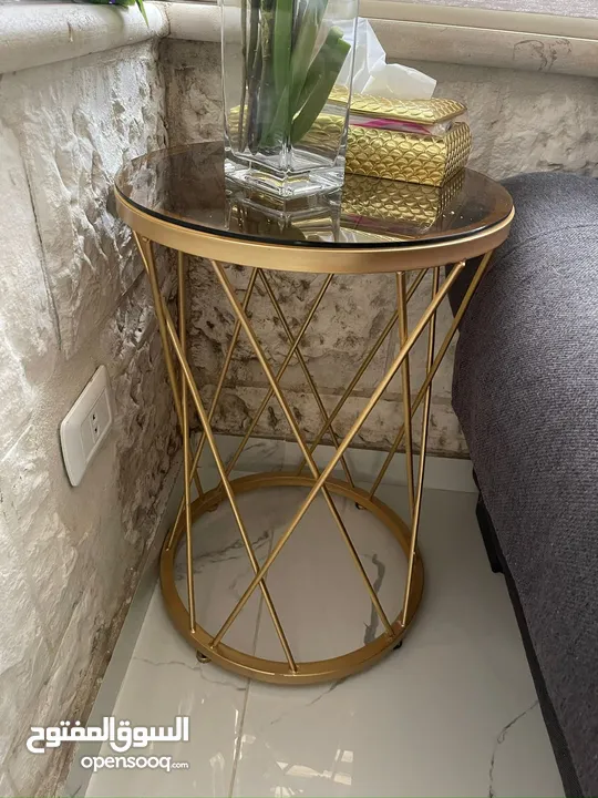 عفش بيت فاخر للبيع (برادي ، كنب، طاولات، مغسلة )