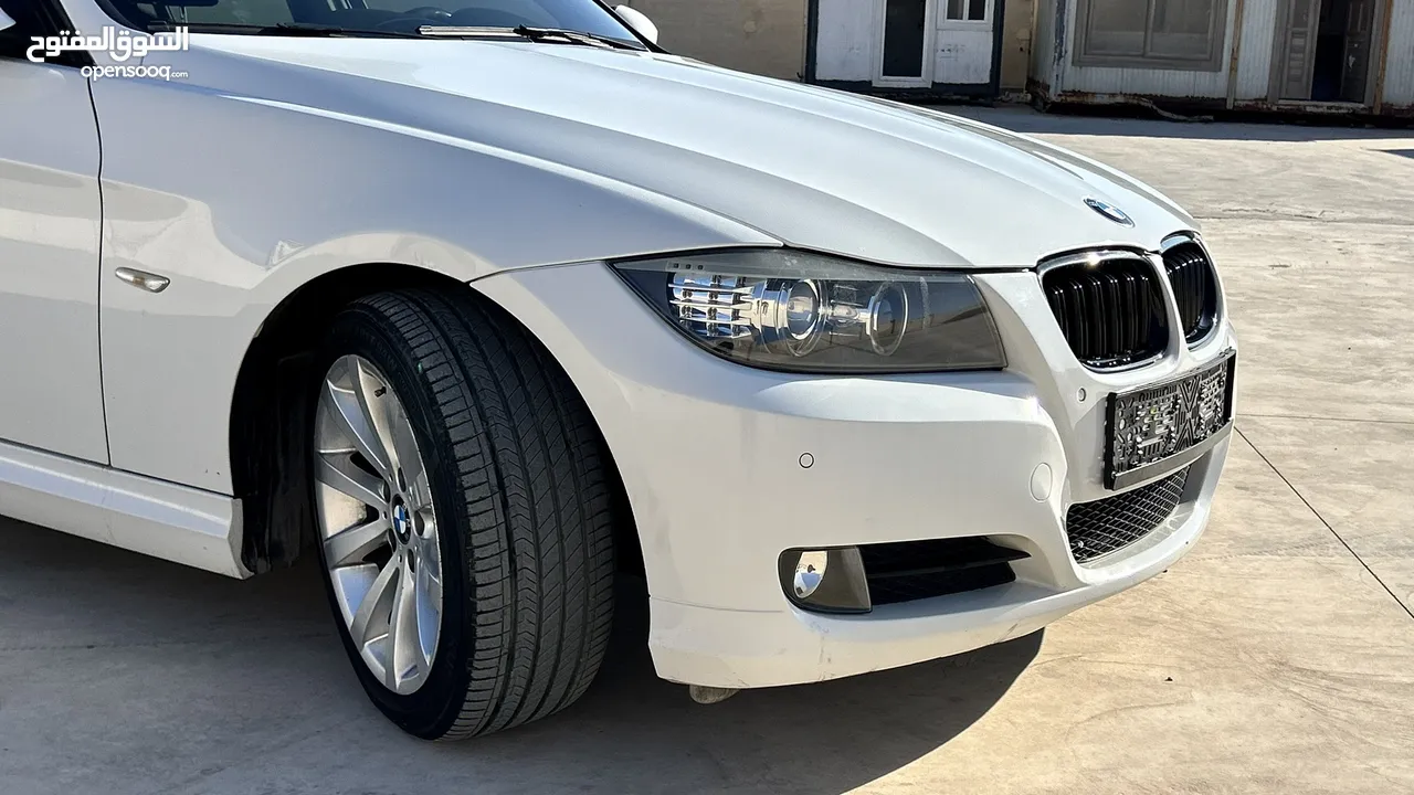 Bmw e90 2011