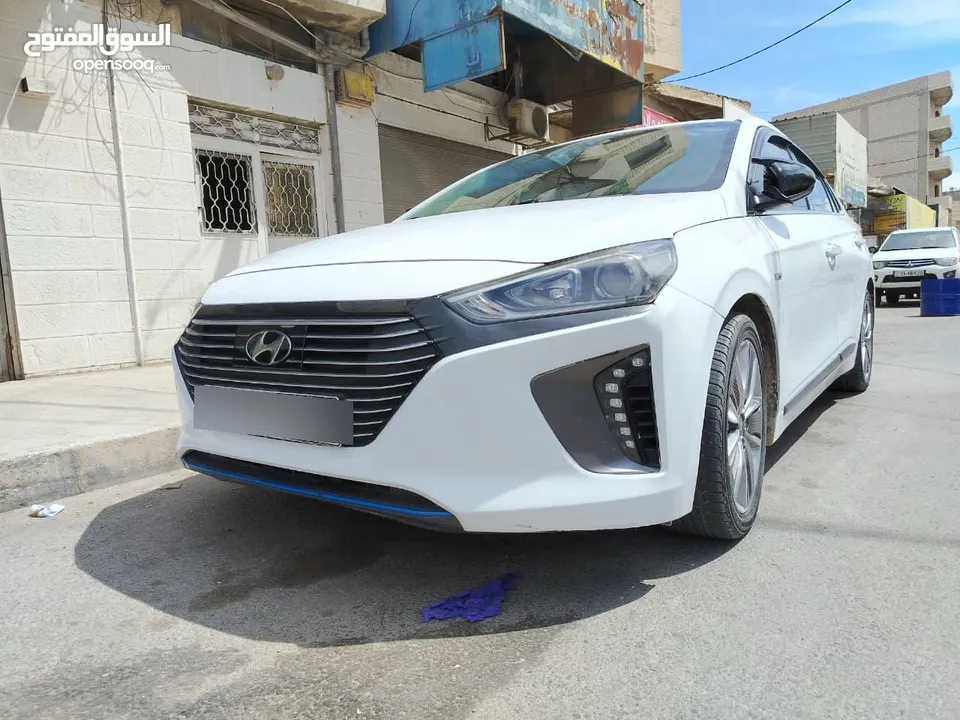 ايونيك 2018 نظيفه بالصلاه على النبي للبيع