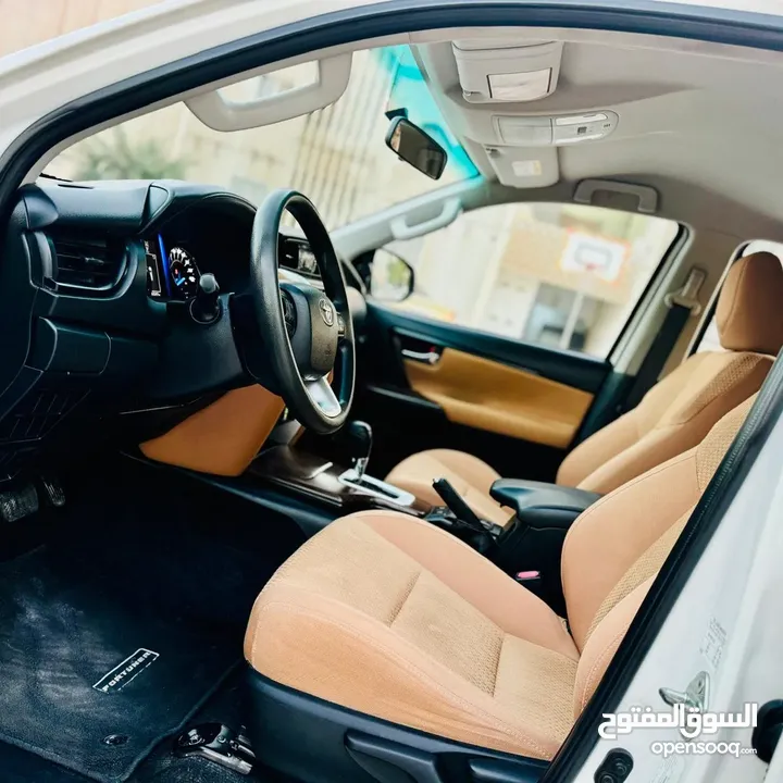 TOYOTA FORTUNER 2.7L 2019 ZERO ACCIDENT 7 SEATER SUV IN EXCELLENT CONDITION FOR SALE