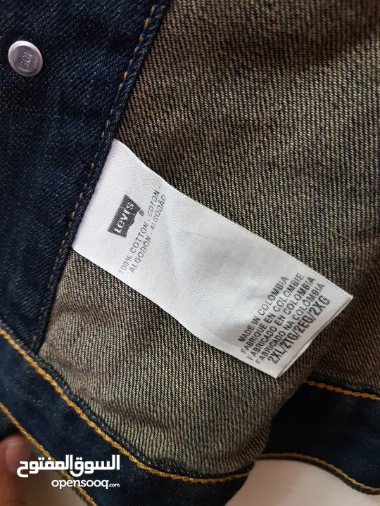 جاكيت ماركة LEVIS للبيع