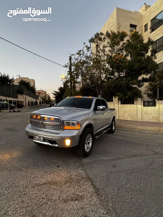 Doge ram  laramie 2014