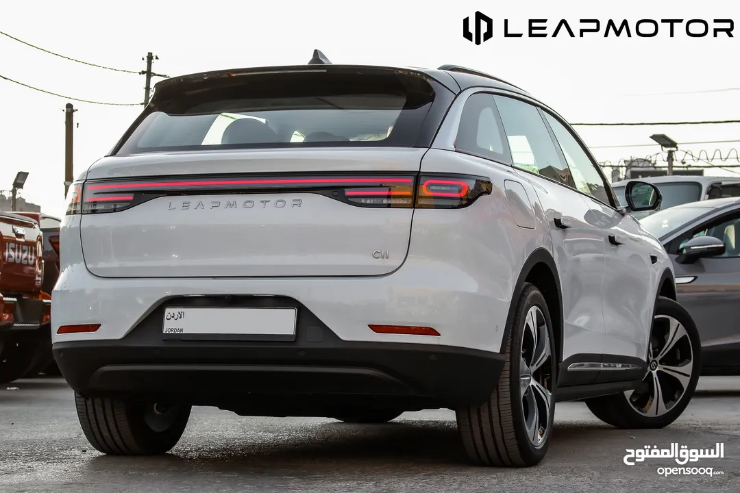 Leapmotor C11 2023  الكهربائية بالكامل بمدى 500 كلم