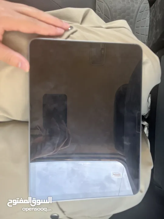 Nearly new! Free earbuds ! Chinese iPad Air 6 11-inch (128GB Wireless)
