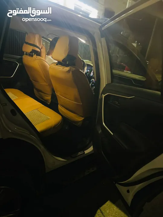 Toyota RAV4_LE/AWD 2022