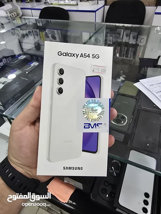 سامسونج A54 5G بحالة الوكالة بسعر مميز