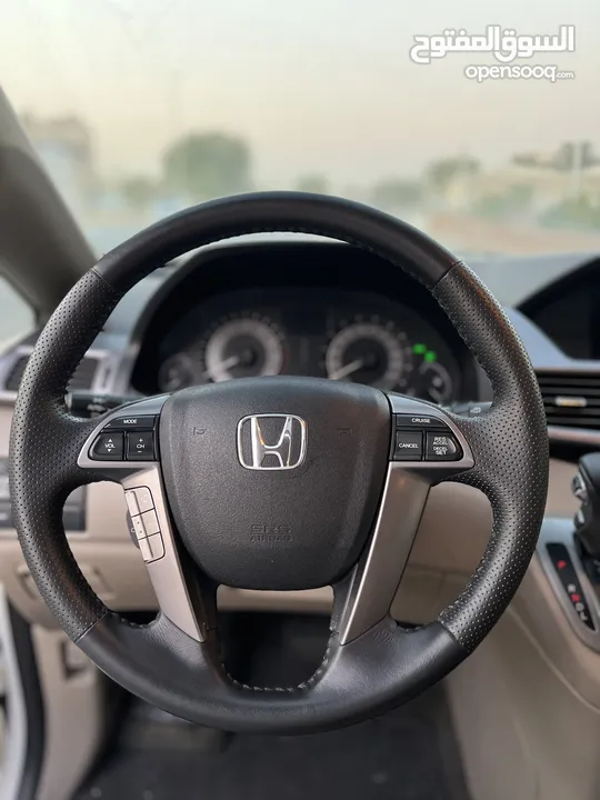 Honda Odyssey 2014 full option GCC