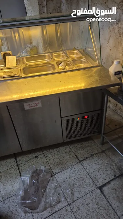 براد مطعم جديد