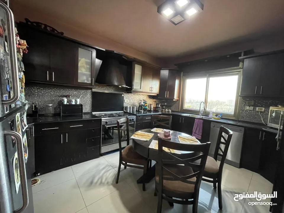 شقه مفروشة بالكامل للايجار