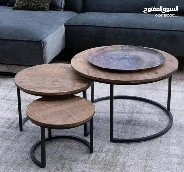 اثاث معدني متين