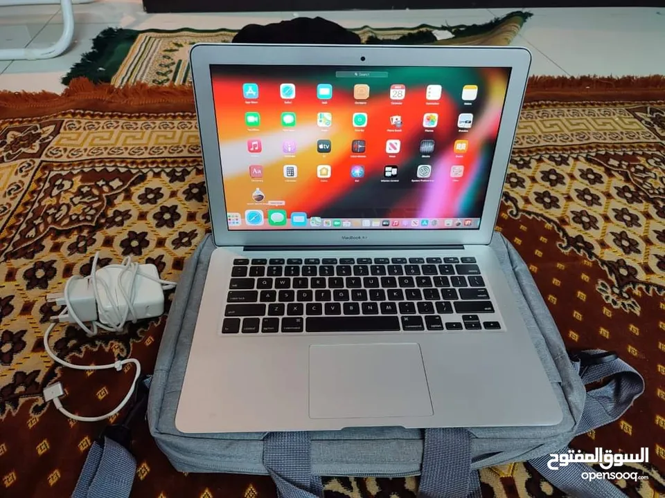 MacBook air like New condition-2015