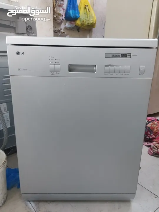 LG Dishwasher – Clean & Efficient – Great Condition