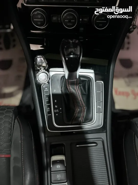 جولف GTI ماطور 2000