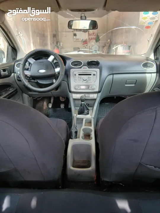 سيارة نظيفة ايد اولى