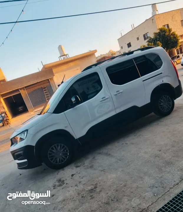 بيجو ريفتر بسعر مغري ولقطة كاش