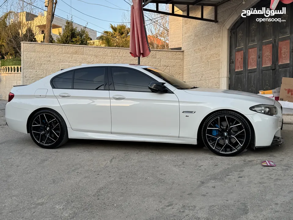 Bmv 528 للبيع او بدل الخليل واد الهرية بوضع الشركة