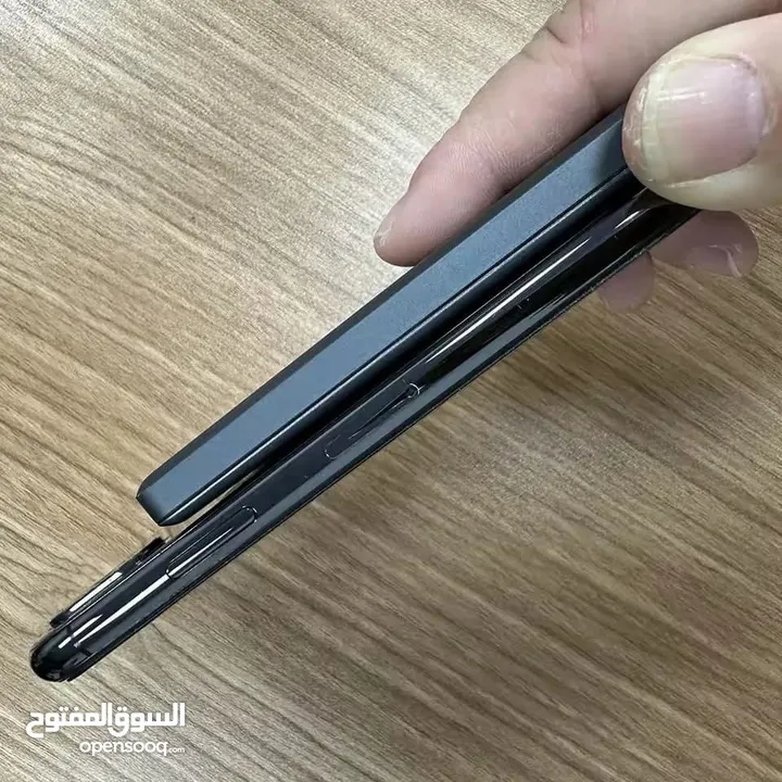 باور بانك مغناطيسي أنيق – شحن سريع في جيبك!ما تضلّك تدور على شاحن  10000mAh بتقنية الشحن اللاسلكي