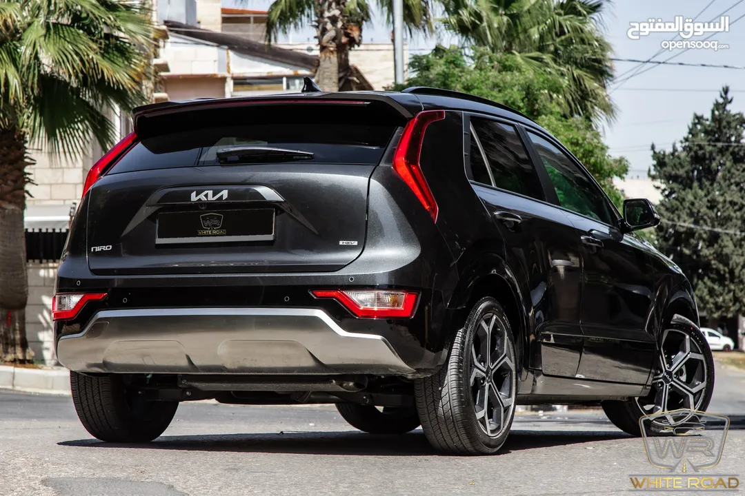 Kia Niro 2023  الشكل الجديد كليا