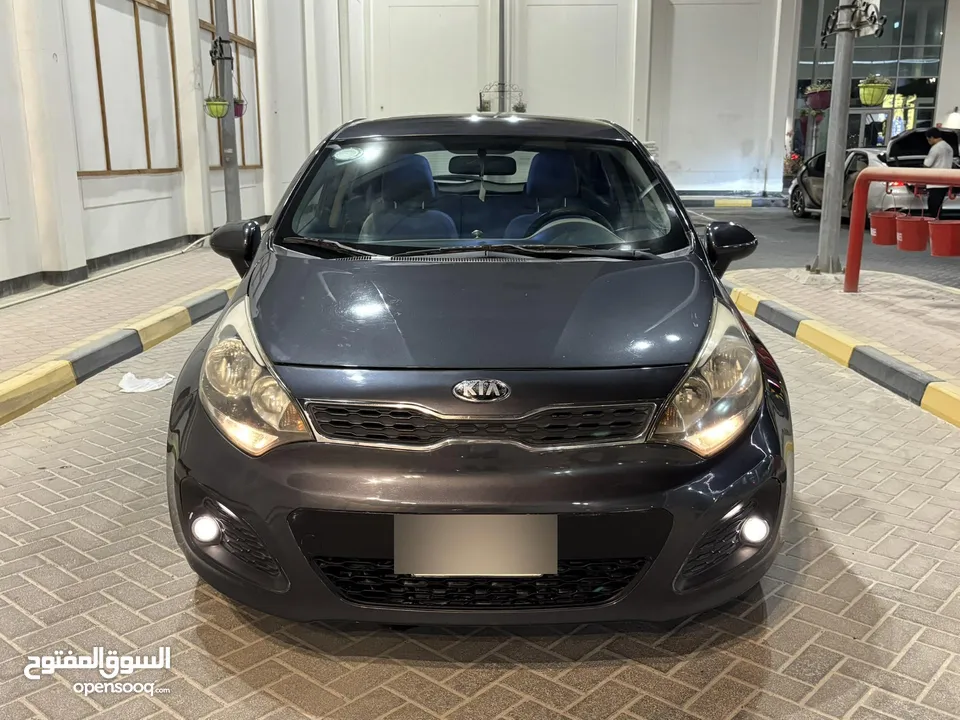 كيا ريو هاتش باك 2013