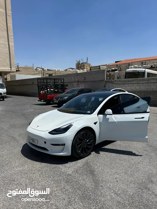 Tesla Model 3 Long Range DualMotor performance 2022 ....