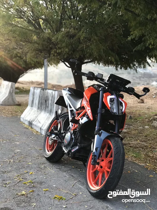 KTM DUKE 390