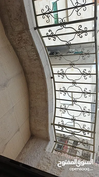 شقه  للبيع