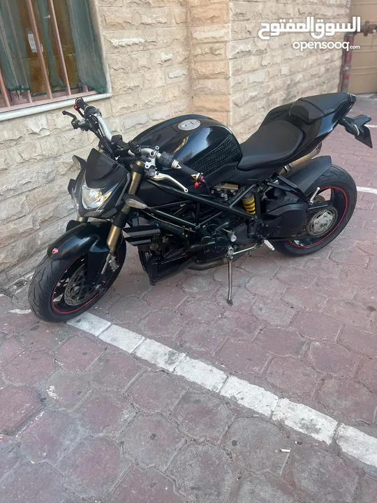 ducati street fighter 848