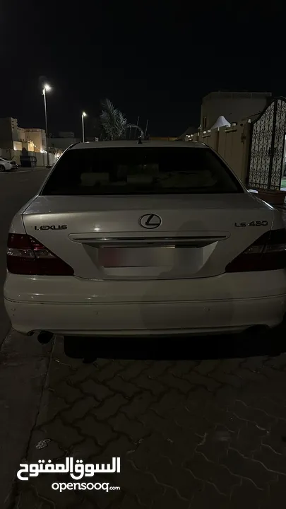 لكزس نظيفه موديل 2005 LEXUS LS-430