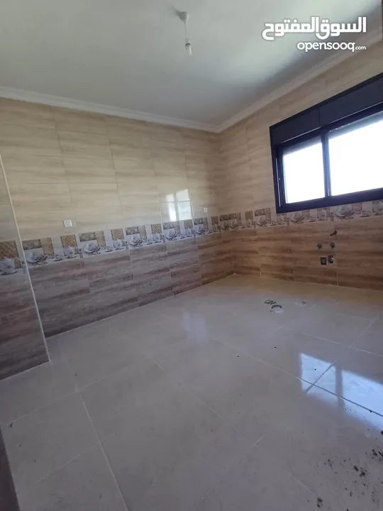 شقة فاخرة للبيع التاسعة ط3هندسي رواف 161اطلالة بحرية دائما
