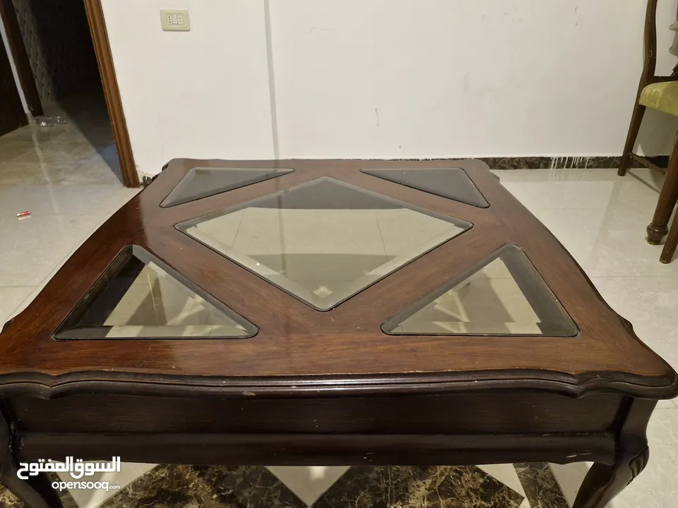 طاولة مجلس