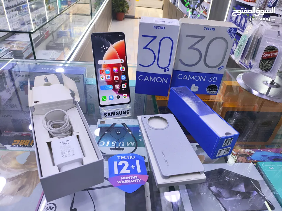 حبه عن الجديده CAMON 30 5G جيجا 512 رام 24 معه كامل اغراضو وسماعه الاصلية متوفر توصيل