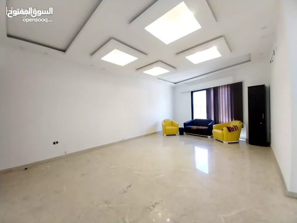 شقة للبيع في عبدون  ( Property ID : 31442 )