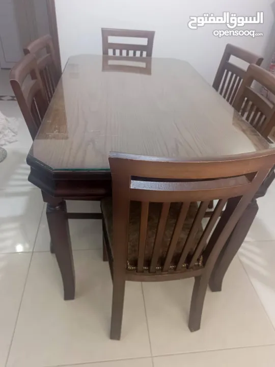 طاوله سفره وبوفي استعمال عرسان شبه جديد
